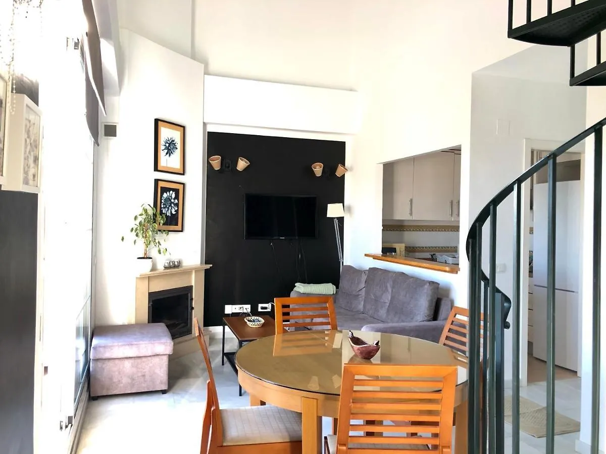 マラガDuplex Cortijo Chico Mijas, Piscina, Garaje, Wifiアパートメント スペイン